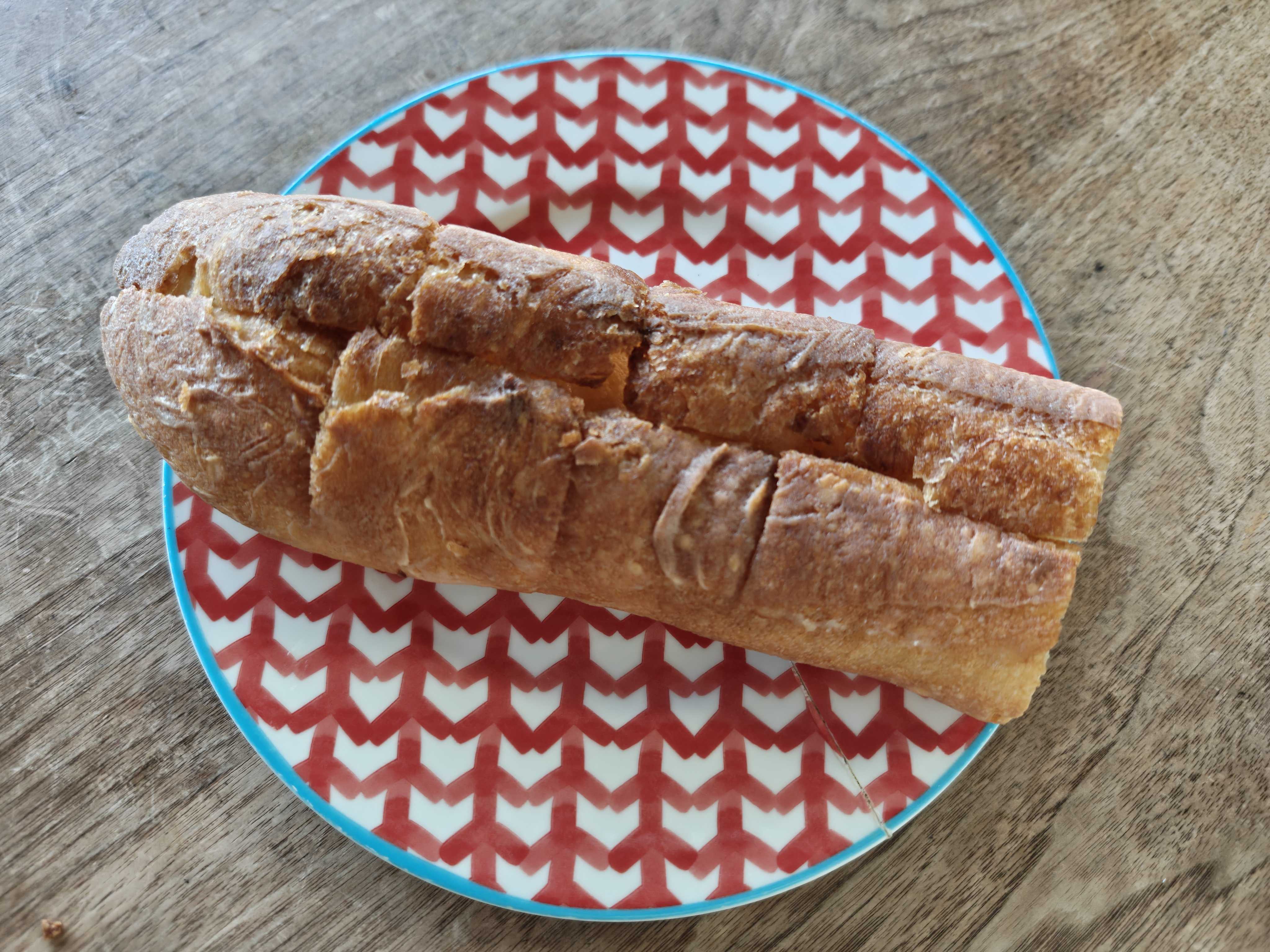 たまプラーザ駅　パン屋　ベッカライ徳太朗　通販　ガーリックバター