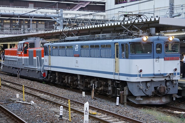 DE11 2001大宮出場 & EF81 81牽引カシオペア紀行 青森行き2