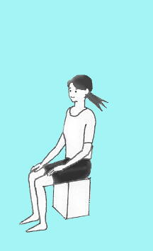 椅子で三日月のポーズ