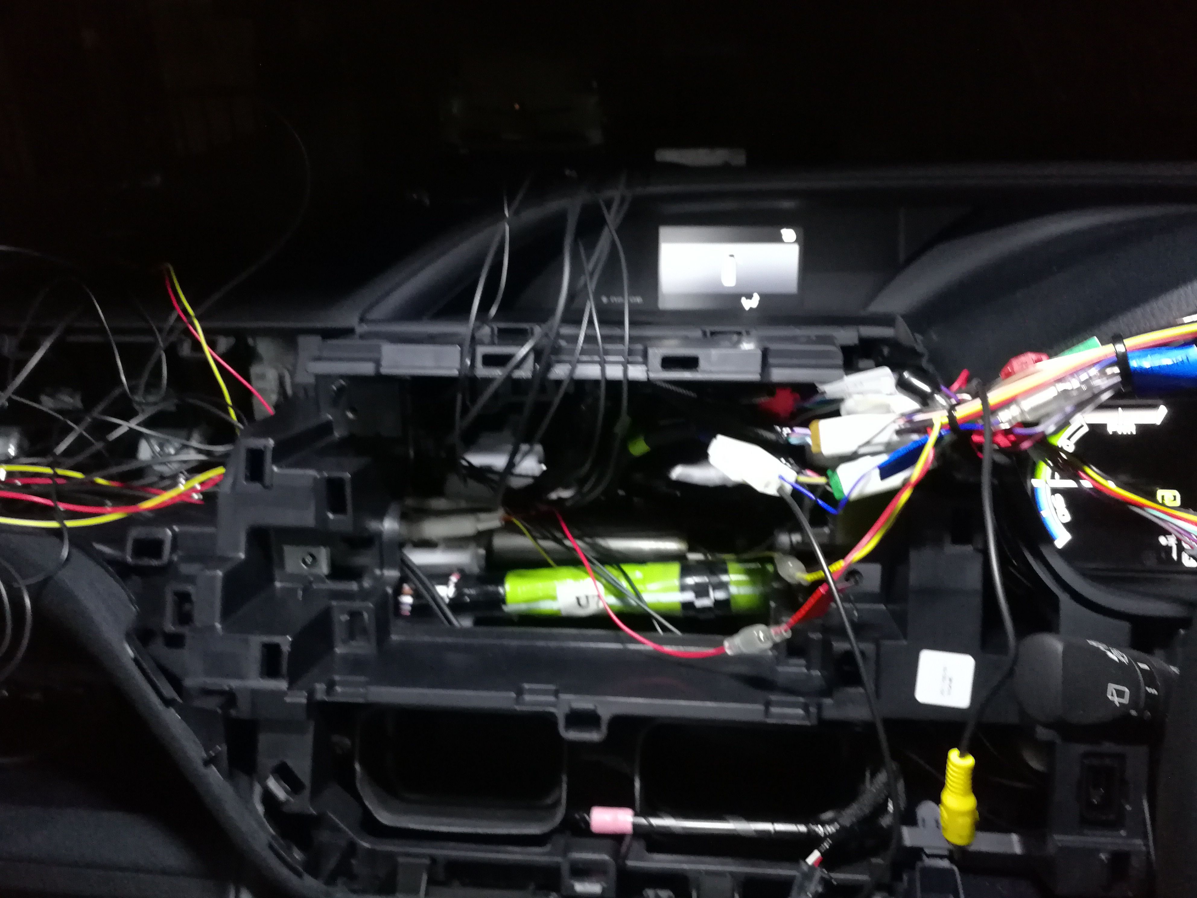 トヨタ　新品　ETC2.0車載器本体・配線一式 トヨタ アクセサリー | ナビオプション | ETCについて | トヨタ自動車