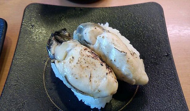 国産蒸し牡蠣炙り.jpg