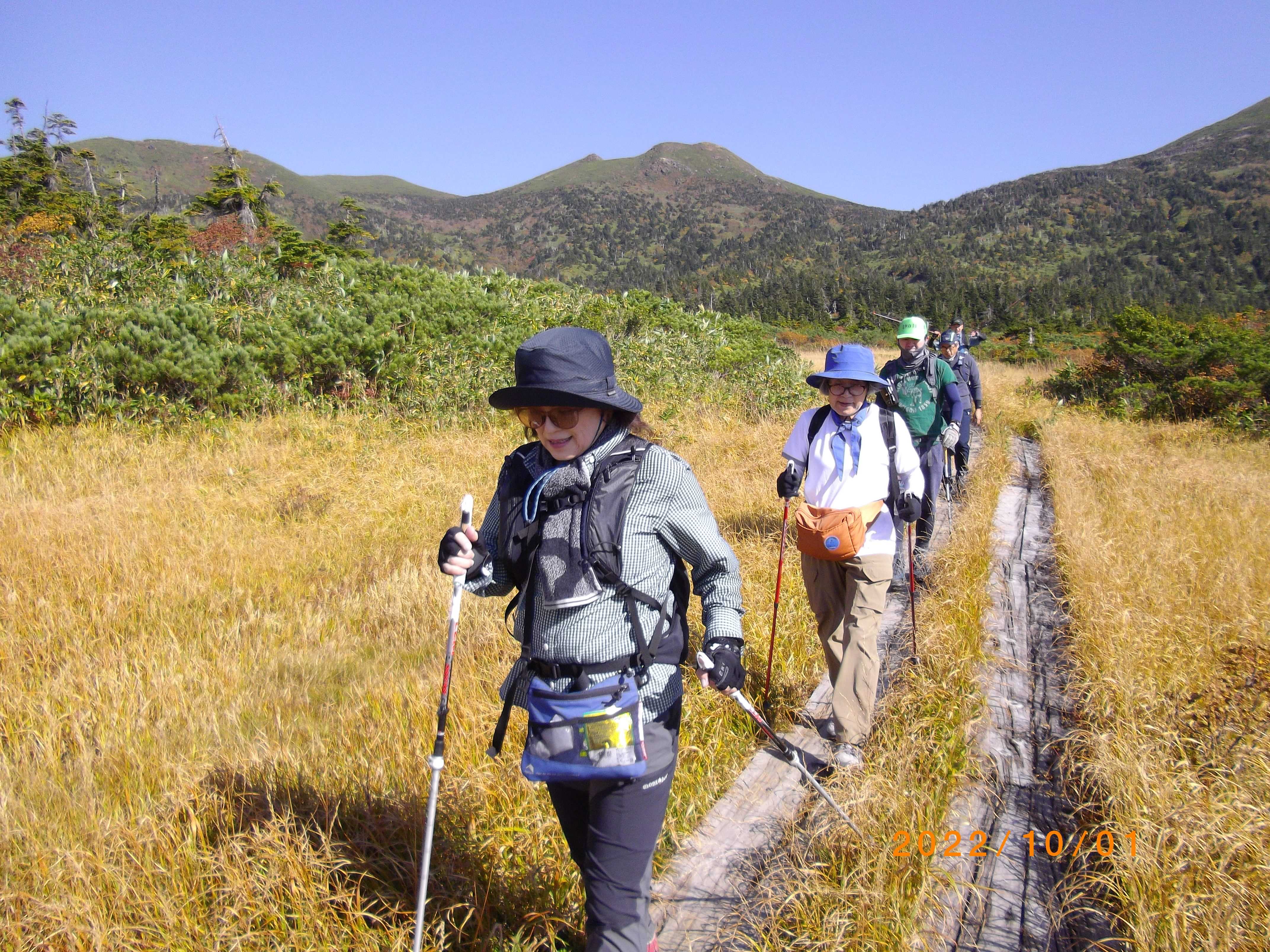 八甲田山紅葉登山ウォークはNWで | ANWC 青い森ノルディックウォーキングクラブ - 楽天ブログ