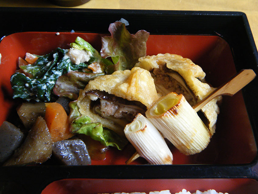 アメリカンステーションの「挽肉と椎茸の挟み揚げ」♪