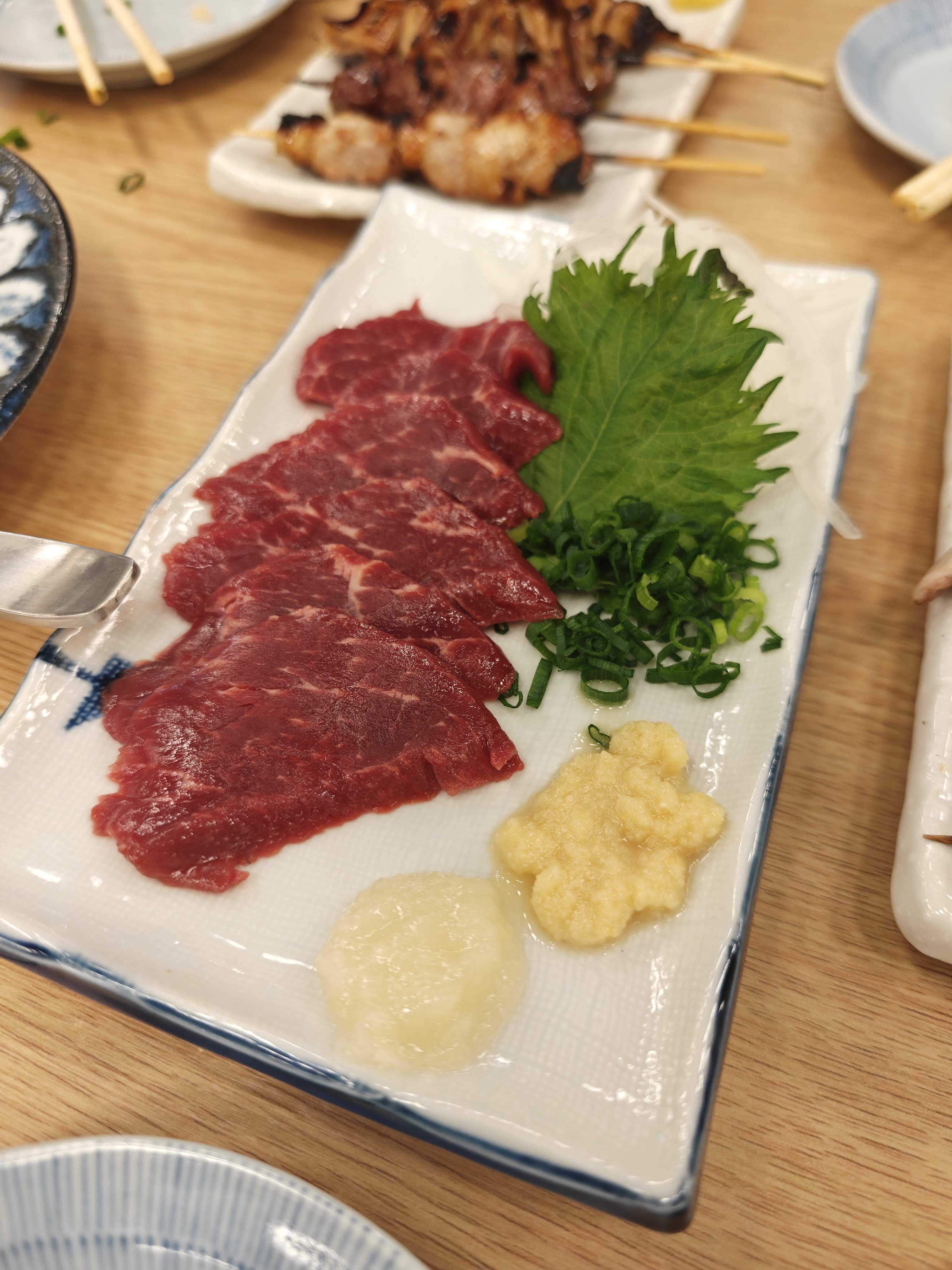 イオンモール津田沼サウス　大衆酒場 有頂天　　来連れ夕食　馬刺し