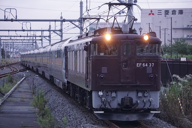 EF64 37牽引 ｢信州カシオペア紀行｣ 長野行き6