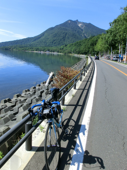 20120910湖畔の道