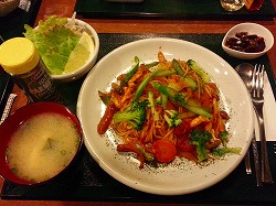 野菜たっぷりナポリタン