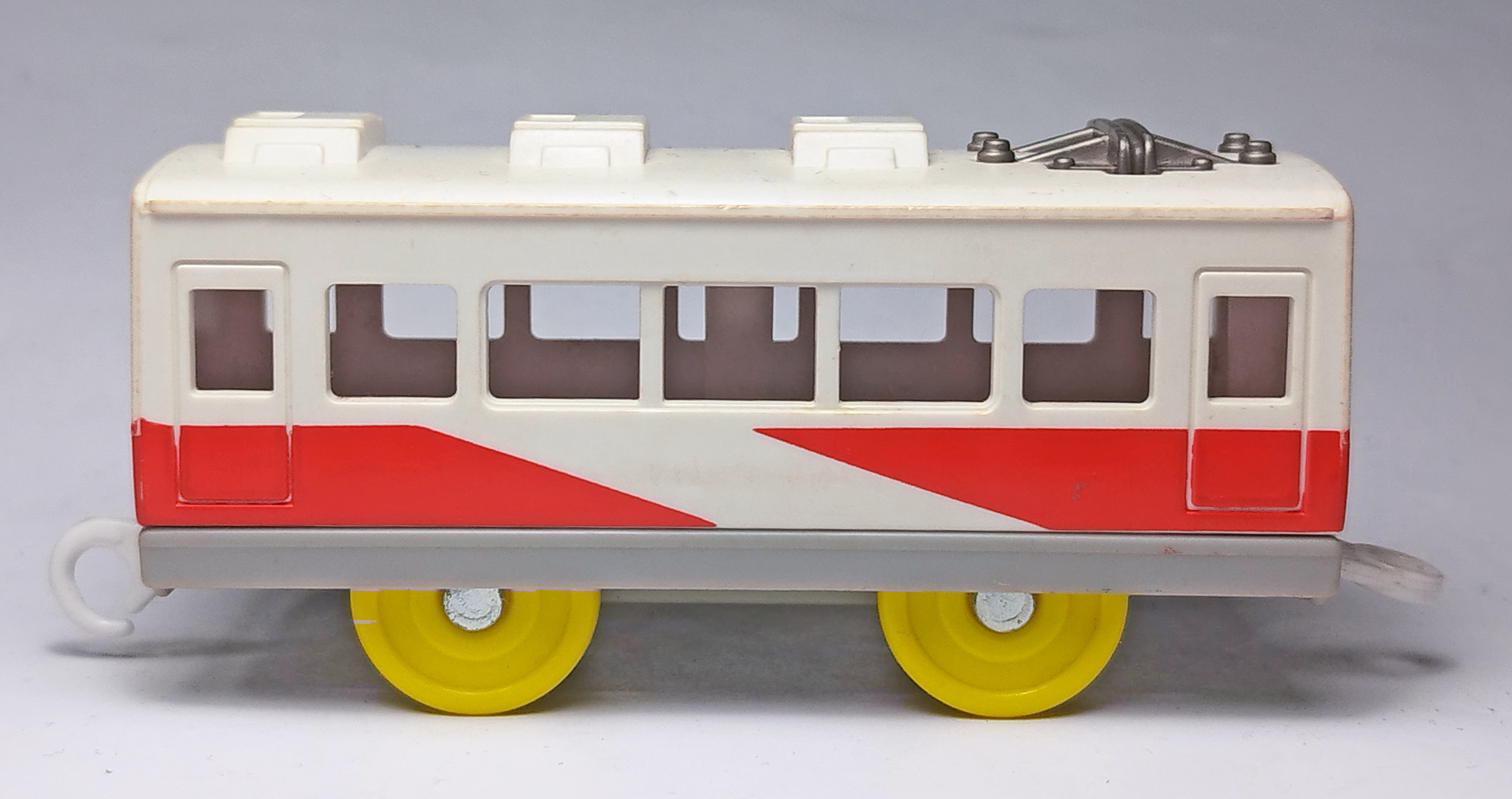 プラレール。伊豆急リゾート21。 プラレール 伊豆急リゾート21 （伊豆急2100系） - Tomy Plarail