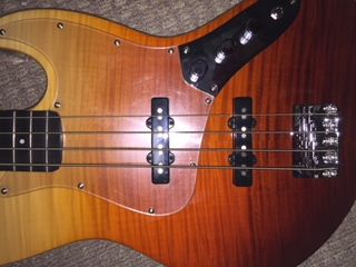 SELVA CUSTOM SHOP MOSES DINGY JAZZBASS | ミュージックマンの部屋 - 楽天ブログ