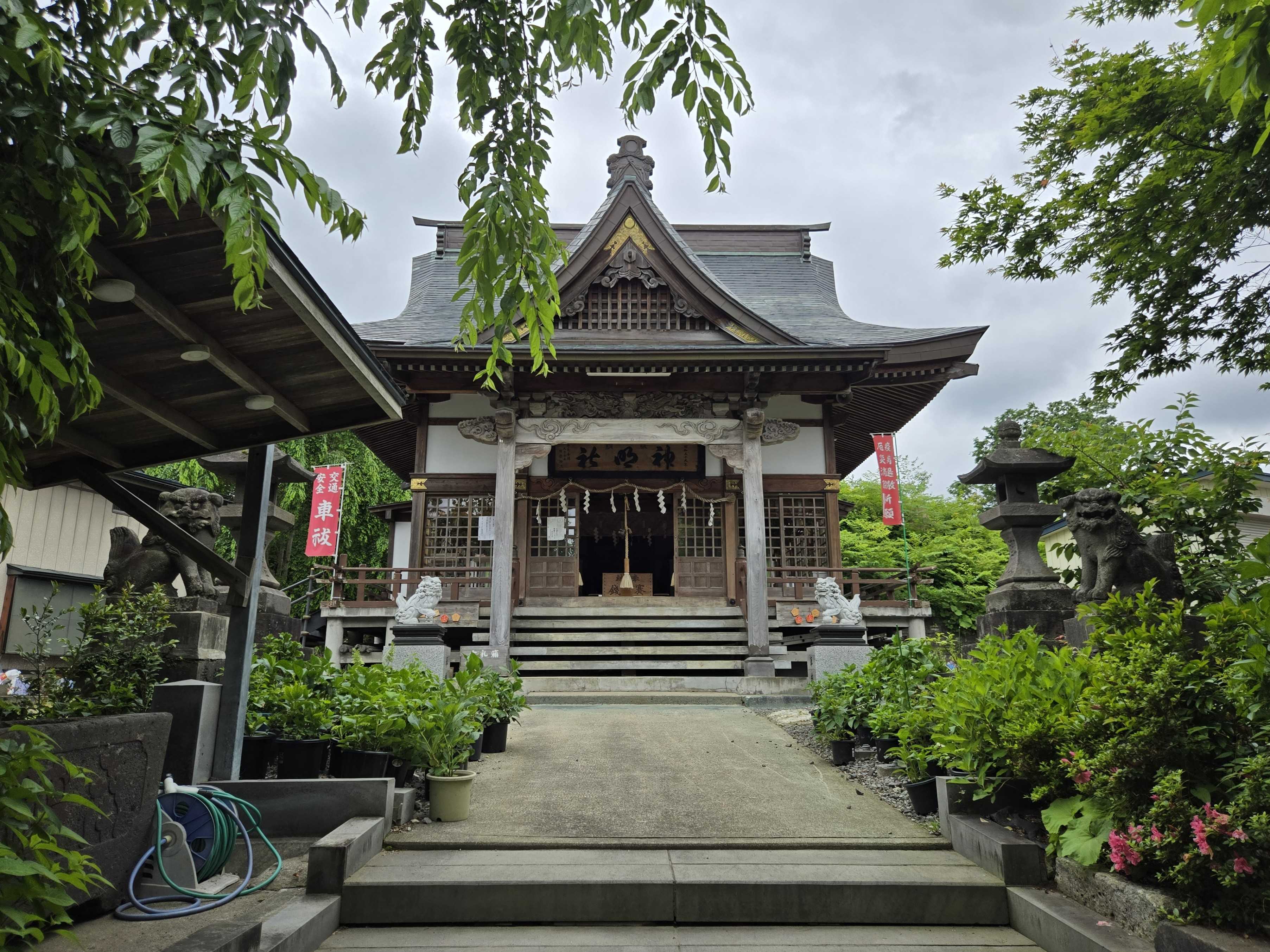 大館市：釈迦内神明社 時頼公御寄進、七日供養の釈迦像と仏堂 | おん