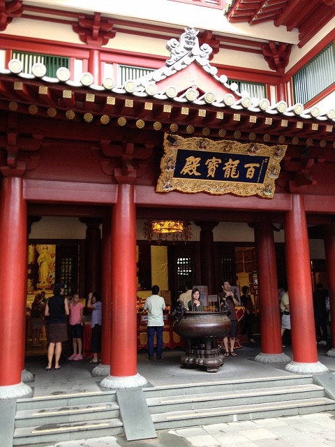 寺院内