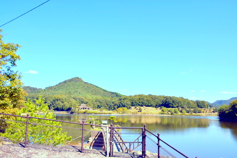 堤防から見た有馬富士