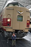 085.jpg