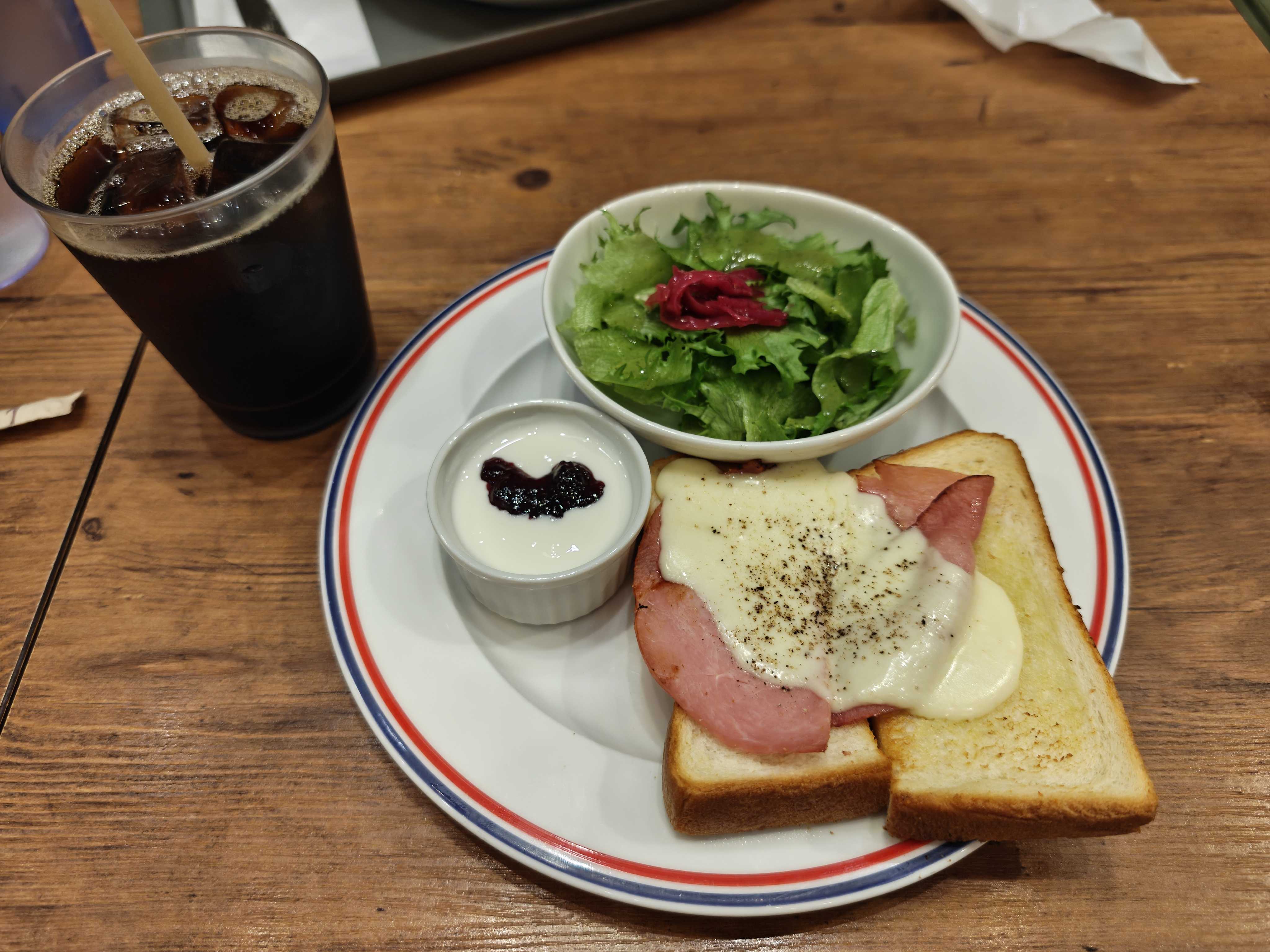 JR札幌駅 PRONTO　子連れカフェ　ハムチーズトーストセット