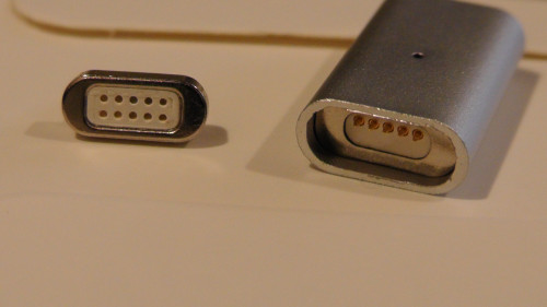 マグネット式 microUSB 変換アダプタ [donya A-Type]