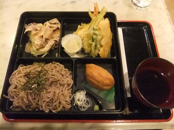 西新井栄町2丁目・喫茶シルビア西新井店の天ざる弁当1