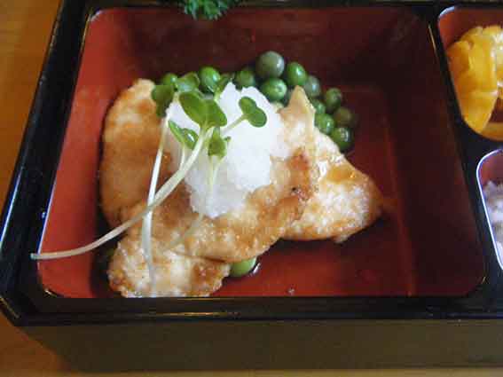 アメリカンステーションの「チキンソテー」-2♪