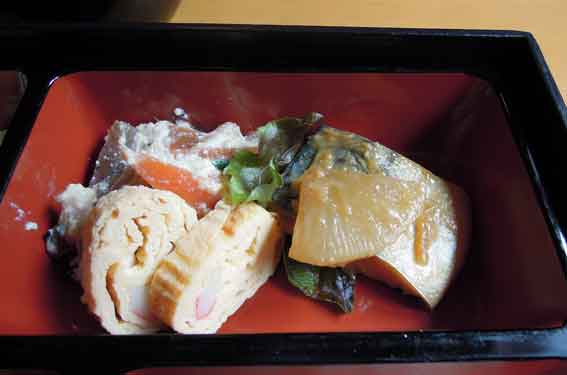 アメリカンステーションの「サバの味噌煮」♪