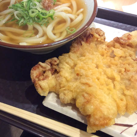 蒲田 うどん038 ジャンボ鶏天うどん（590円）