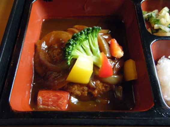 アメリカンステーションの「煮込みハンバーグ」-2♪