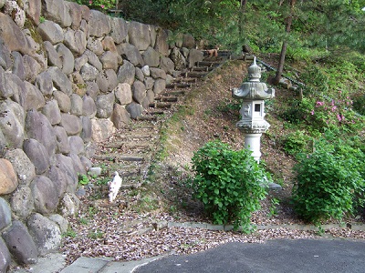 DSCF9601 400.jpg
