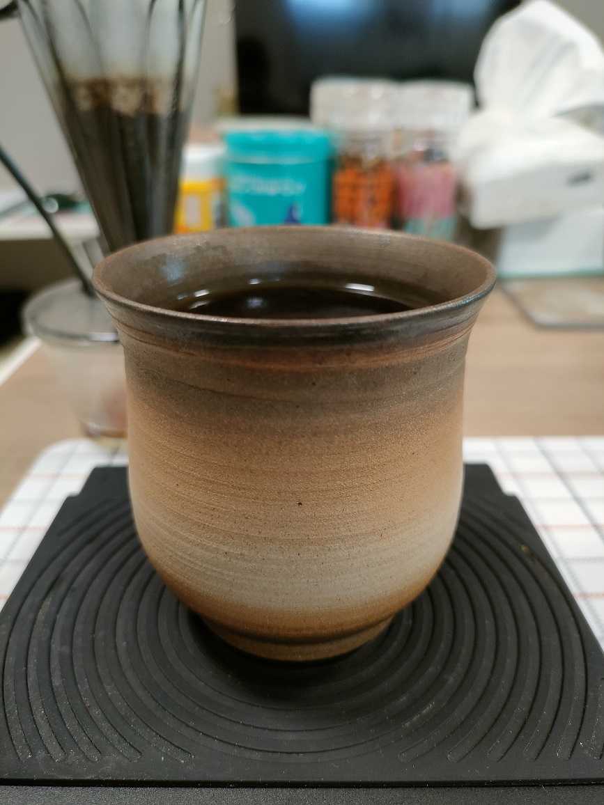 コーヒーを飲む器①-丹波焼 まるせ窯湯呑み | コーヒーや和食器