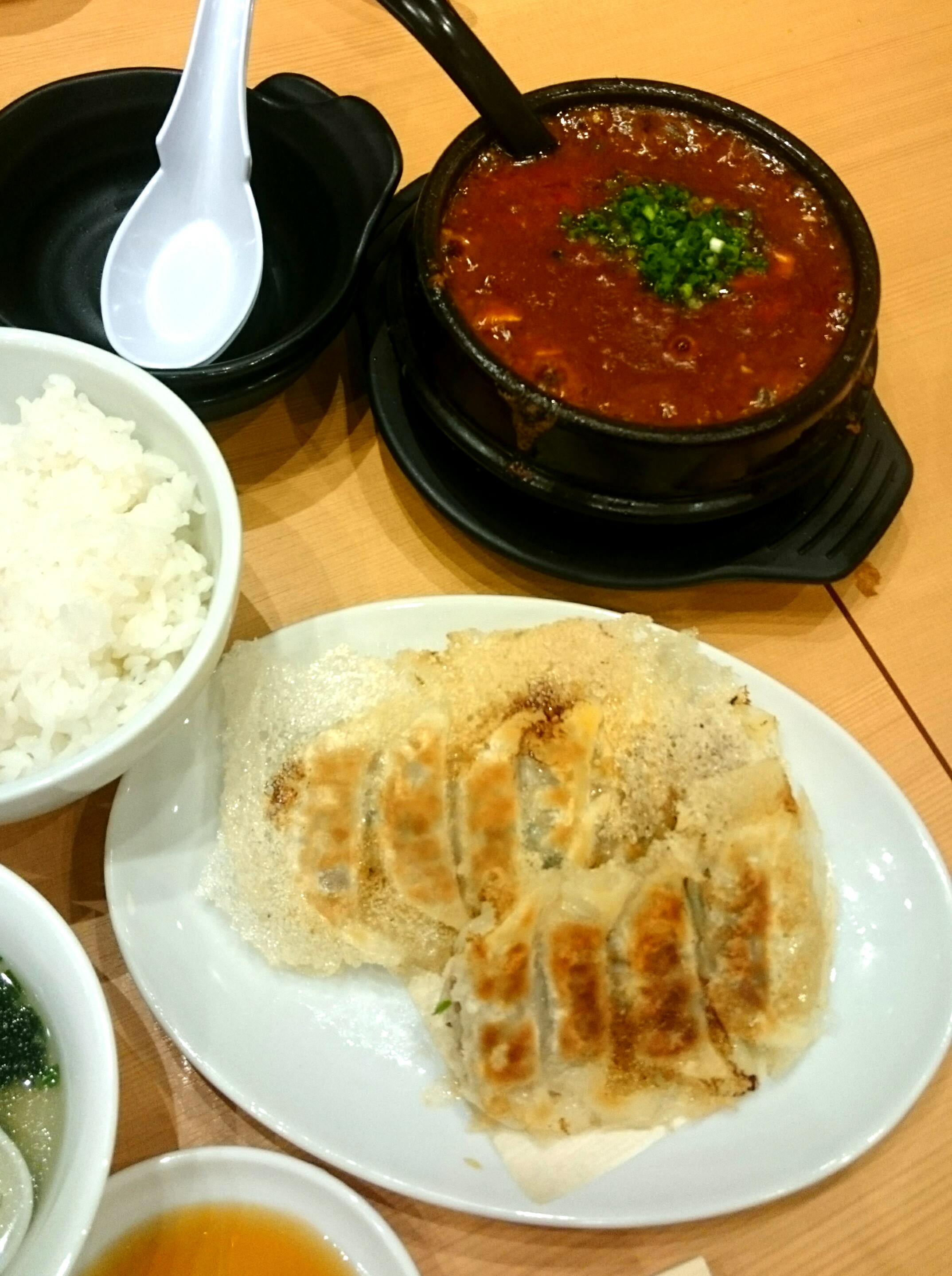 ヤオマン餃子ランチ