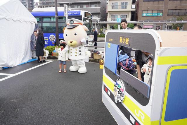 EF65 1115鴨宮チキ工臨返却& 駅長犬 他3