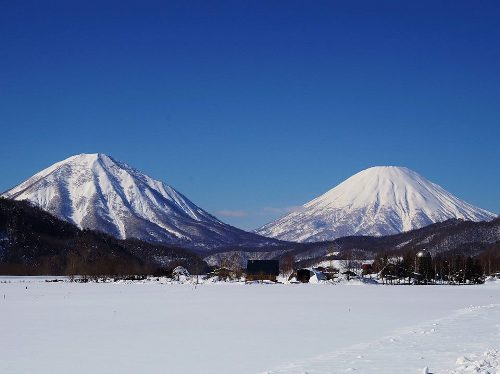 双子の羊蹄山