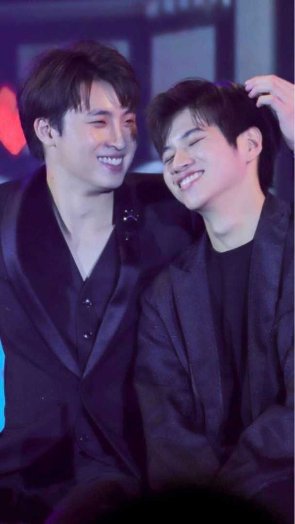 2WISH EVERLASTING LOVE 2019写真集 Meanplan Photobook : 2wish - Everlasting Love @ eThaiCD.com