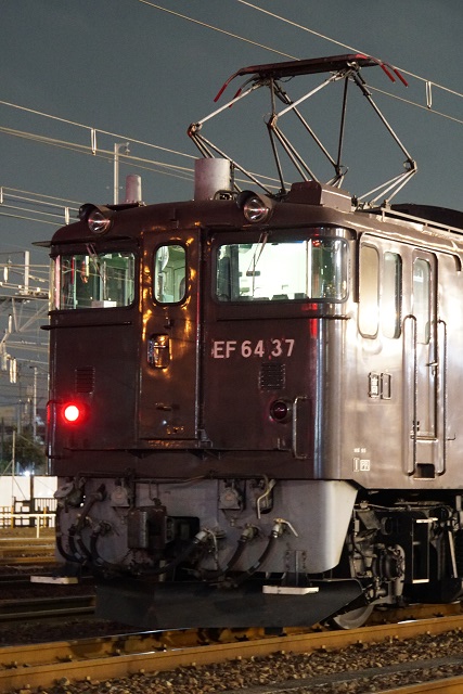 EF64 37牽引 日野ロングチキ工臨2