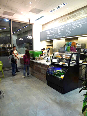 P1020359_400.jpg