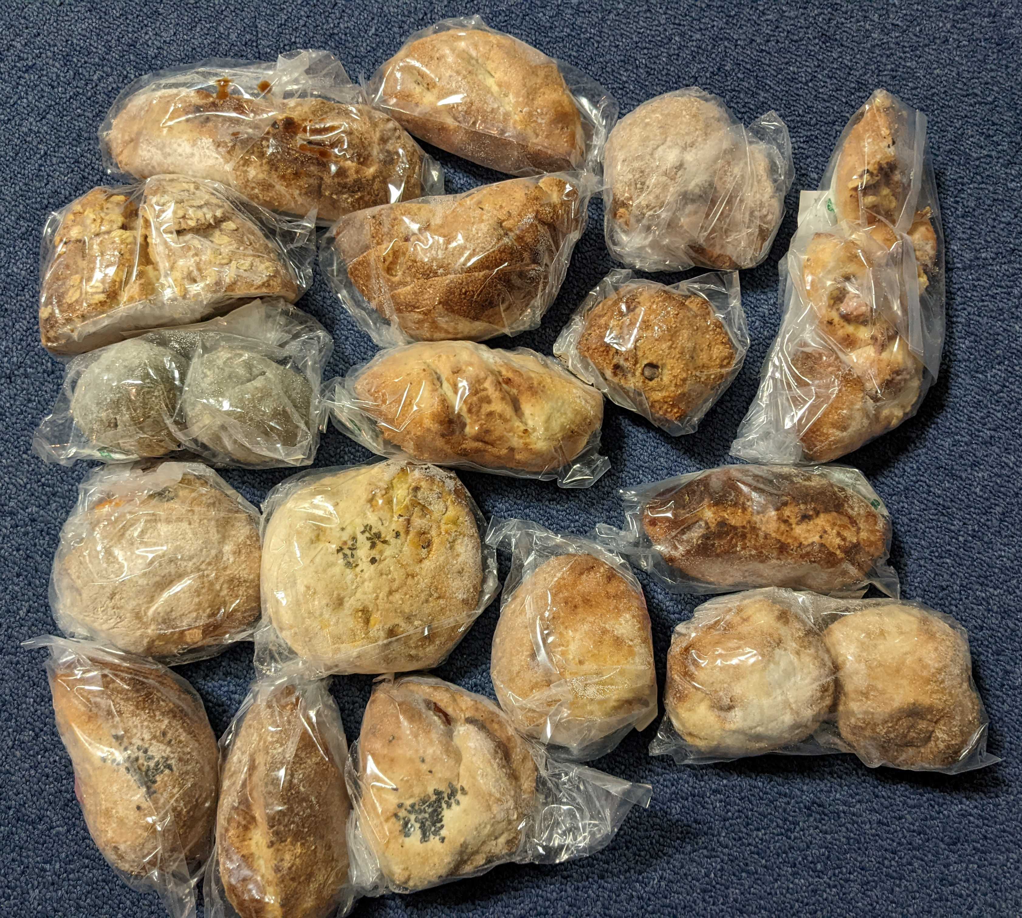 鹿児島県奄美市カレーとカフェ ノマドのロスパン通販　奄美からのシンプルな詰め合わせセット