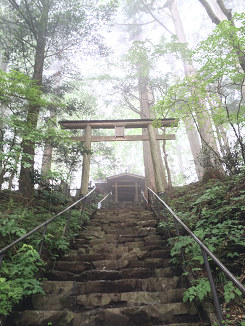 三峰　御借屋