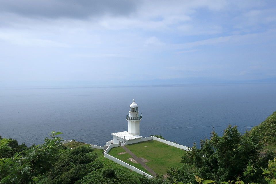 地球岬の灯台