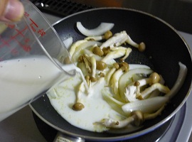 生クリーム牛乳