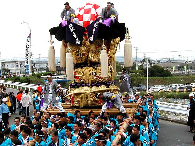 山根公園前の萩生西太鼓台 | ＺＥＮさんの新居浜太鼓祭写真集 - 楽天ブログ