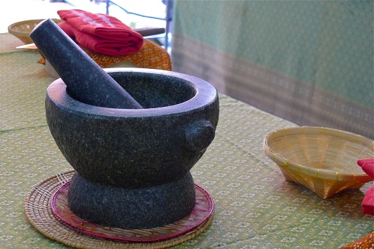 本物　石のすり鉢
