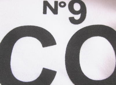 パロディ COCO N'9 裏起毛パーカー ホワイト 1380円 毎月12日送無キャンペーン中 フェルト・マリエッタ3.JPG