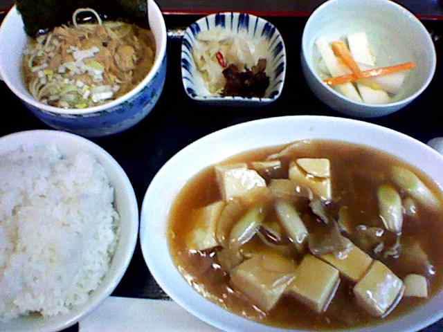豚豆腐煮2･3.JPG