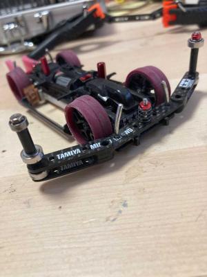 ミニ四駆】4号機ローラーセッティング変更と圧抜き等 | 69Camaro