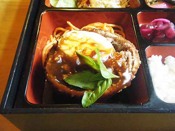 アメリカンステーションの「スコッチエッグ」-2♪