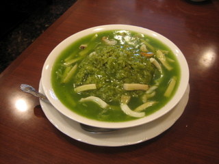 名物、海鮮翡翠炒飯