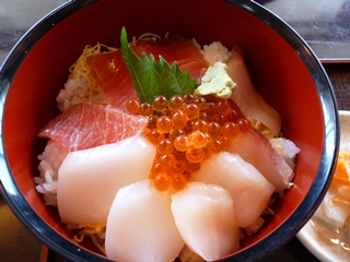 海鮮丼