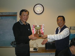 優勝中嶋氏P3290364.jpg