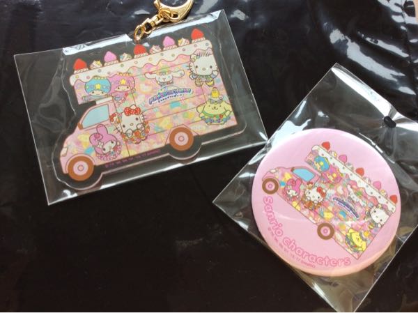 【期間限定値下げ】マイメロディ ミラクルギフトパレード 缶バッジ 実写 サンリオピューロランド ミラクルギフトパレード 缶バッジ