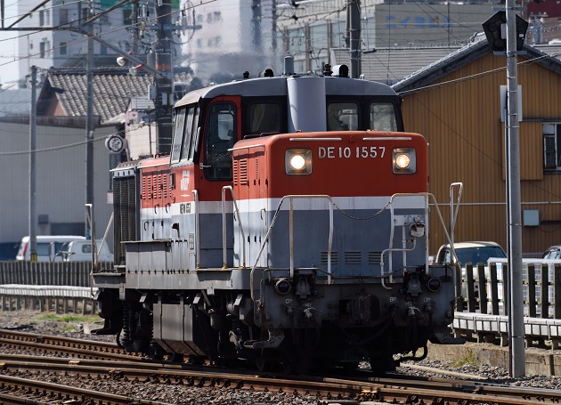9 DE10-1557 D810 1.jpg
