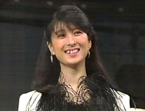 ﾊｰﾌﾑｰﾝ･ｾﾚﾅｰﾃﾞ【33】小倉市民会館（河合奈保子さん） | 星とカワセミ好きのブログ - 楽天ブログ