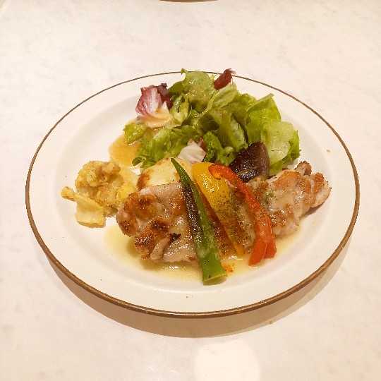 チキンサラダ
