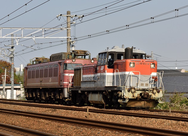 DE10-1574 2014.11.12 1881レ　EF81-718無動4.jpg